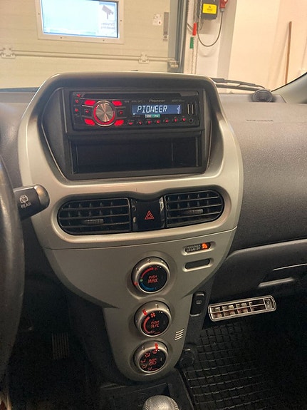 Mitsubishi i-Miev 7 of 11