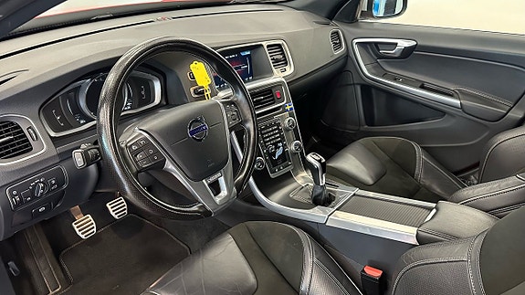 Volvo S60 8 of 14