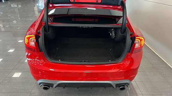 Volvo S60 6 of 14