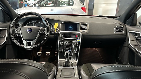 Volvo S60 12 of 14