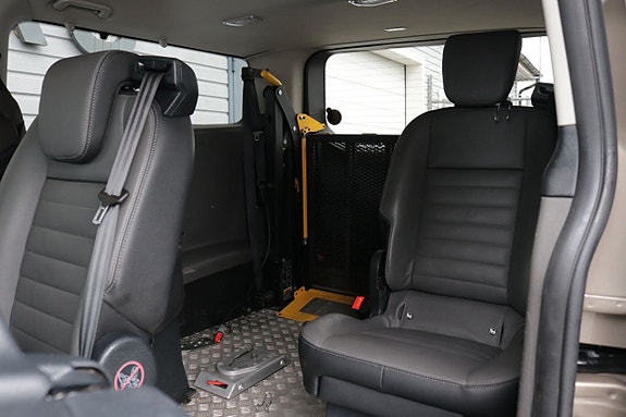 Ford Custom Tourneo 14 of 26