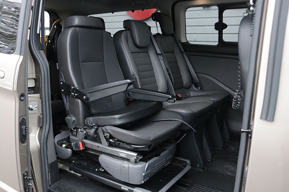 Ford Custom Tourneo 22 of 26