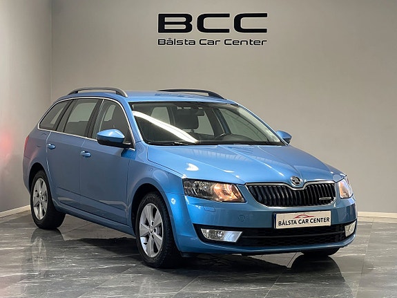 Skoda Octavia 2 of 5