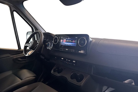 Mercedes-Benz eSprinter 420 8 of 13