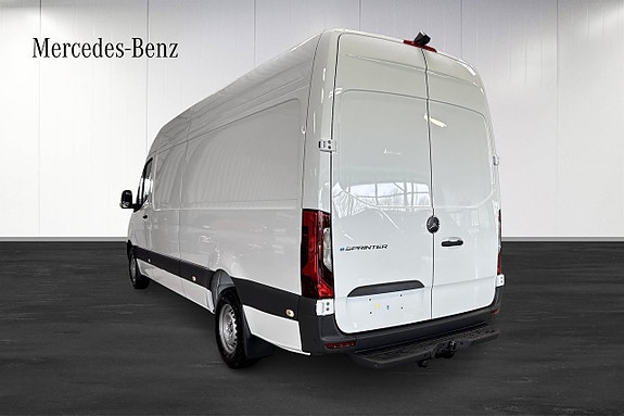 Mercedes-Benz eSprinter 420 3 of 13