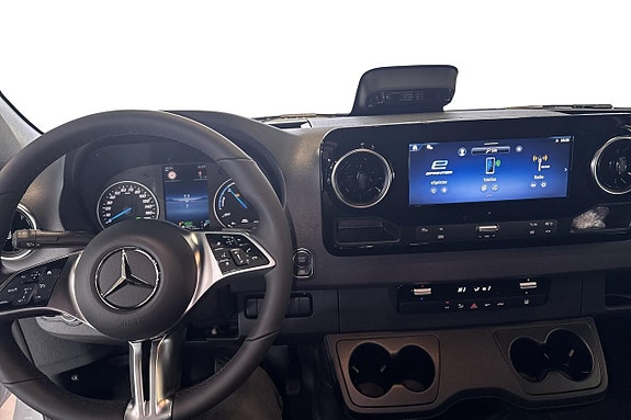 Mercedes-Benz eSprinter 420 7 of 13