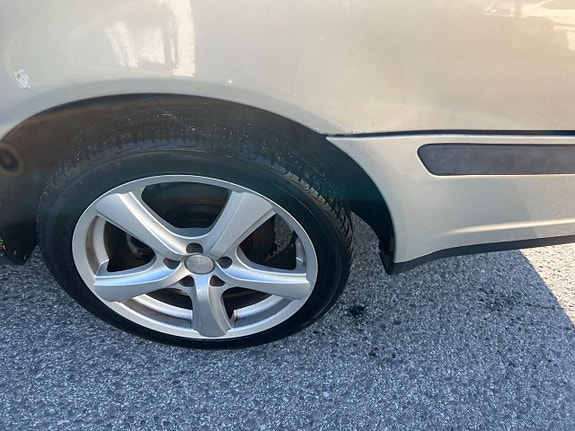 Volvo S80 11 of 18