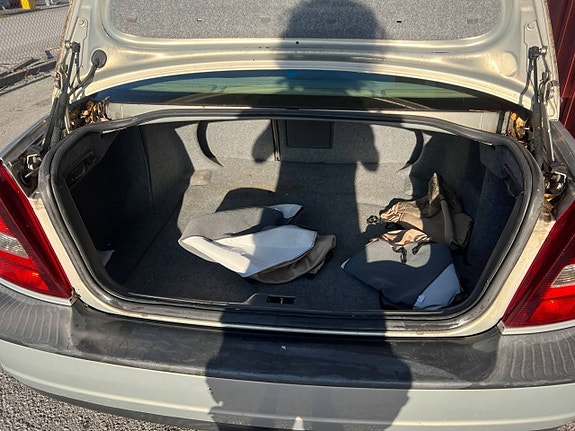 Volvo S80 16 of 18
