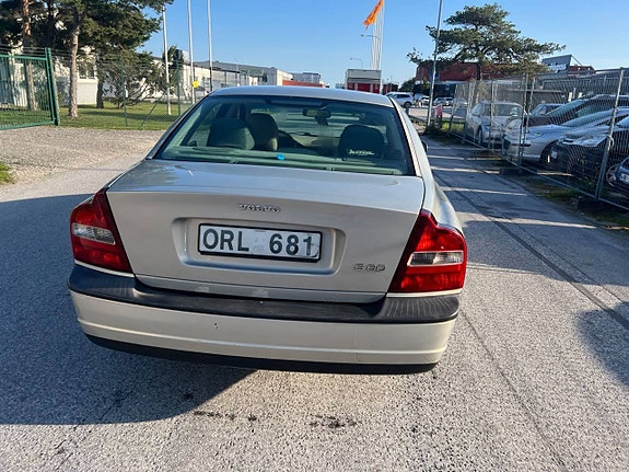 Volvo S80 8 of 18