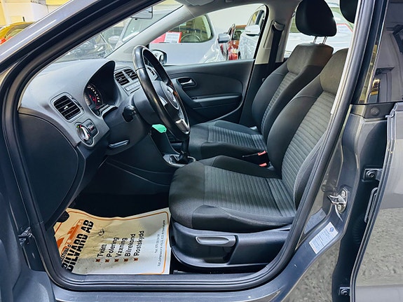 Volkswagen Polo 16 of 24