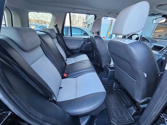 Land Rover Freelander 2 10 of 14