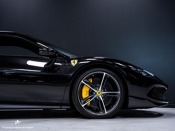 Ferrari 296 GTB 22 of 29