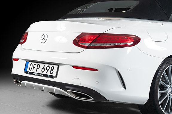 Mercedes-Benz C200 8 of 22