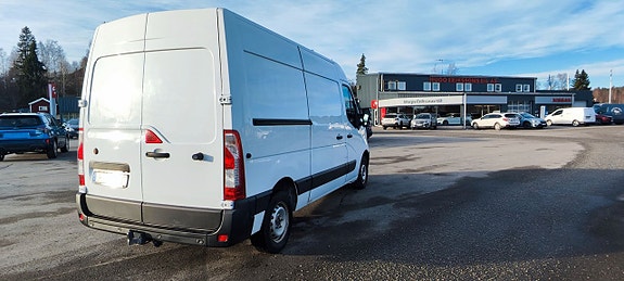 Nissan NV400 5 of 5