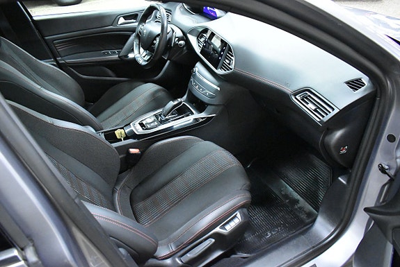 Peugeot 308 11 of 25