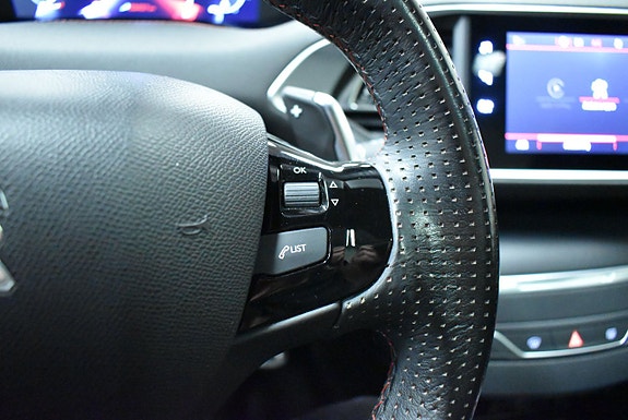Peugeot 308 17 of 25