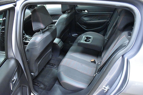 Peugeot 308 12 of 25