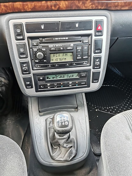 Ford Galaxy 11 of 11
