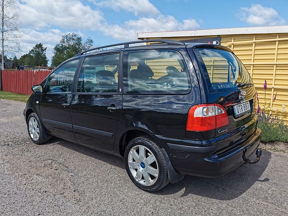 Ford Galaxy 2 of 5