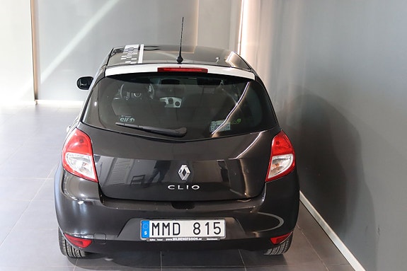 Renault Clio 10 of 21