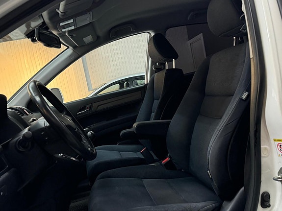 Honda CR-V 10 of 11