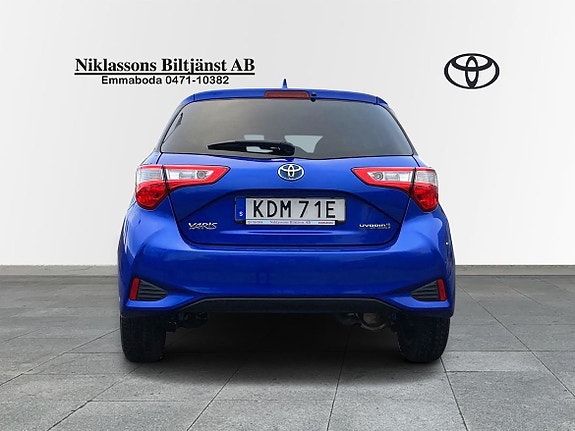 Toyota Yaris 4 of 5