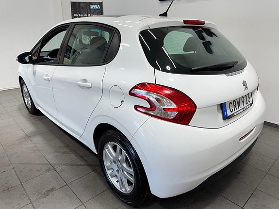 Peugeot 208 15 of 20