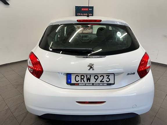 Peugeot 208 8 of 20
