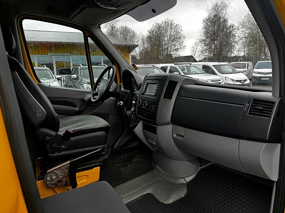 Volkswagen Crafter 35 11 of 21