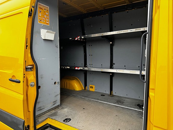 Volkswagen Crafter 35 16 of 21