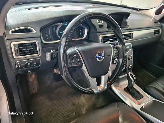 Volvo V70 7 of 12