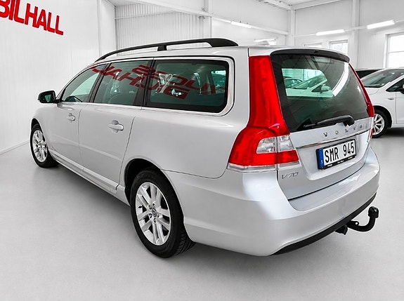 Volvo V70 6 of 12