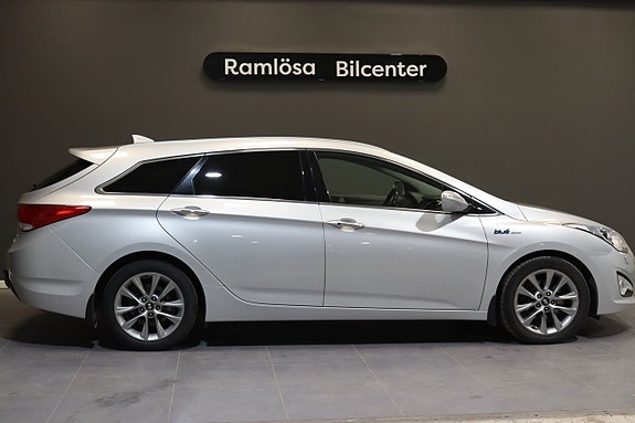 Hyundai i40 3 of 27