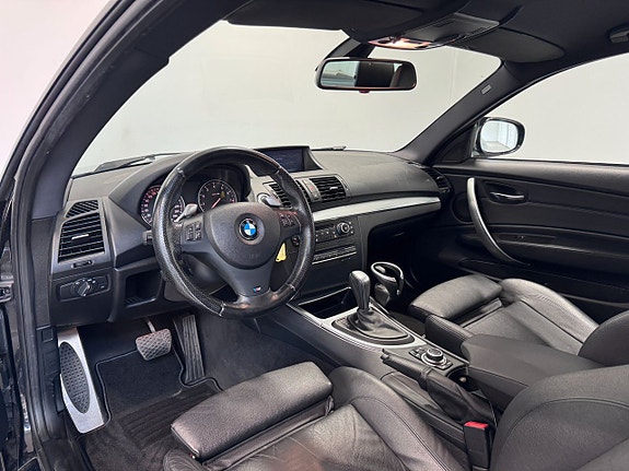 BMW 135i 4 of 5