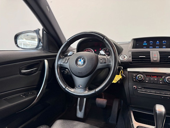 BMW 135i 3 of 5