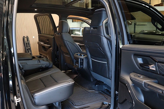 Dodge RAM 1500 9 of 16