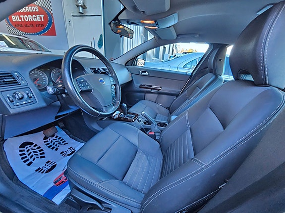 Volvo S40 13 of 13