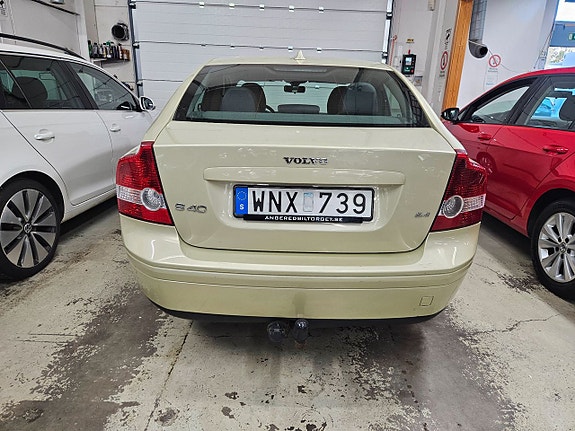 Volvo S40 4 of 13