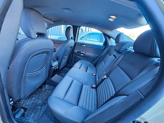 Volvo S40 12 of 13