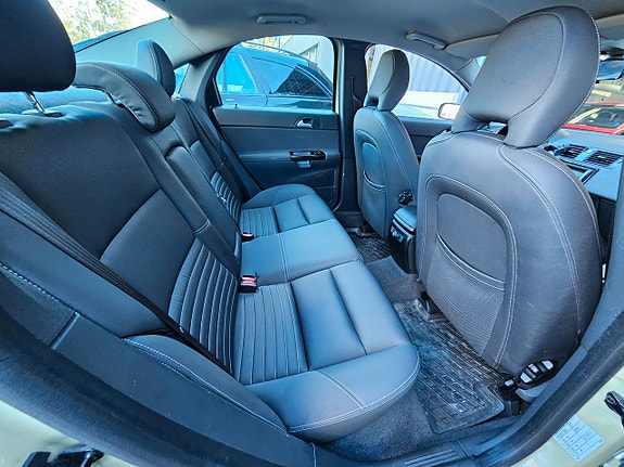 Volvo S40 10 of 13