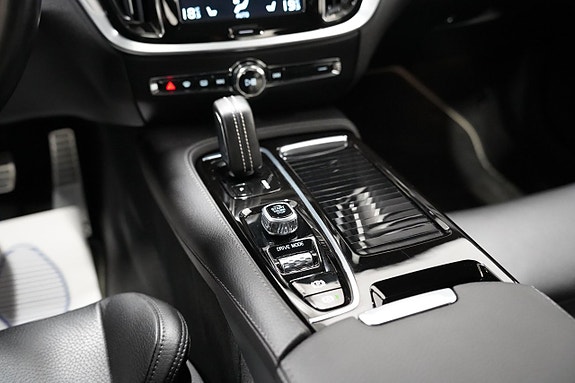 Volvo S60 15 of 26