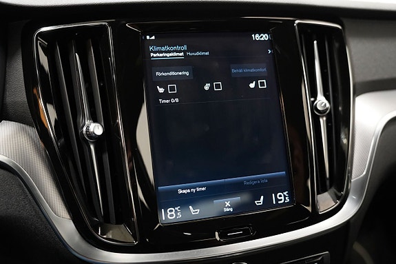 Volvo S60 18 of 26