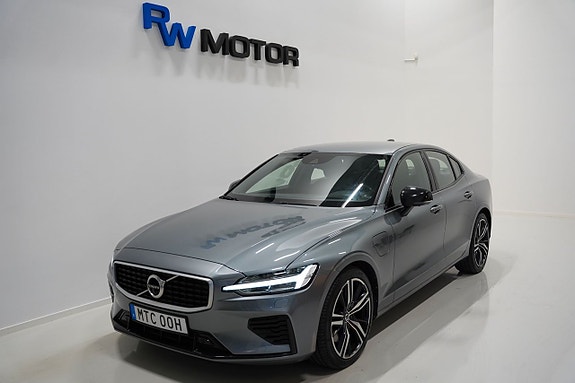 Volvo S60 2 of 5