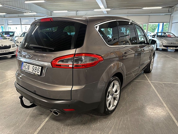 Ford S-MAX 3 of 17
