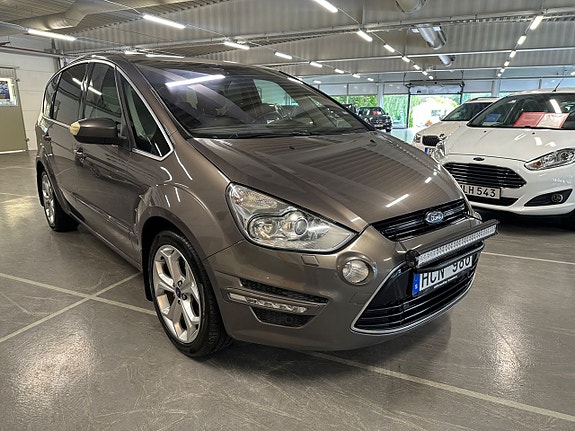 Ford S-MAX 2 of 17
