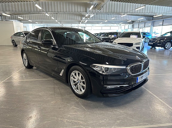 BMW 520d 2 of 5