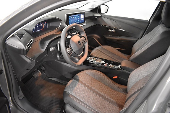 Peugeot 208 5 of 5