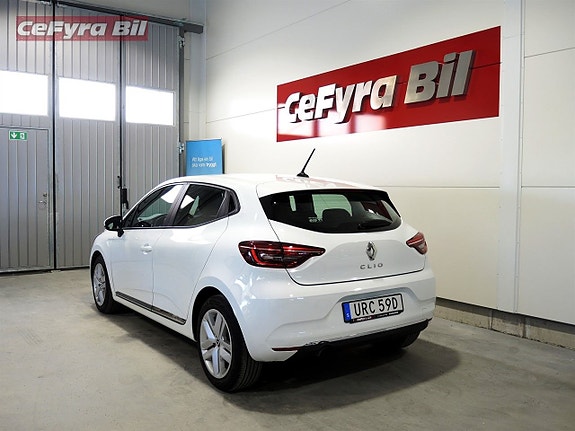 Renault Clio 8 of 18