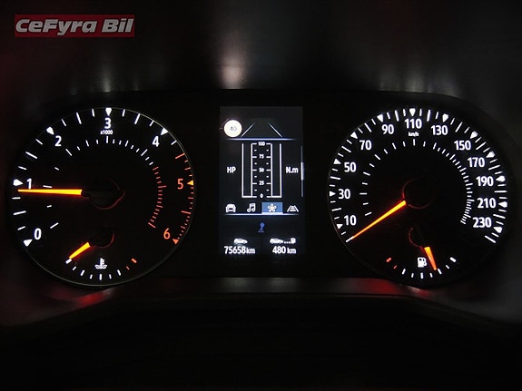 Renault Clio 18 of 18