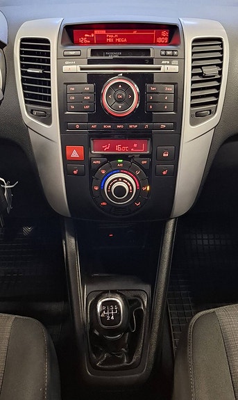 Kia Venga 22 of 22